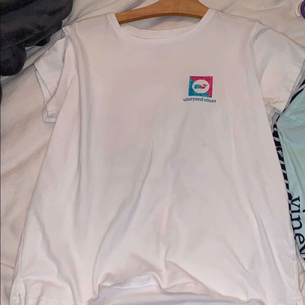 Vineyard Vines tee shirt